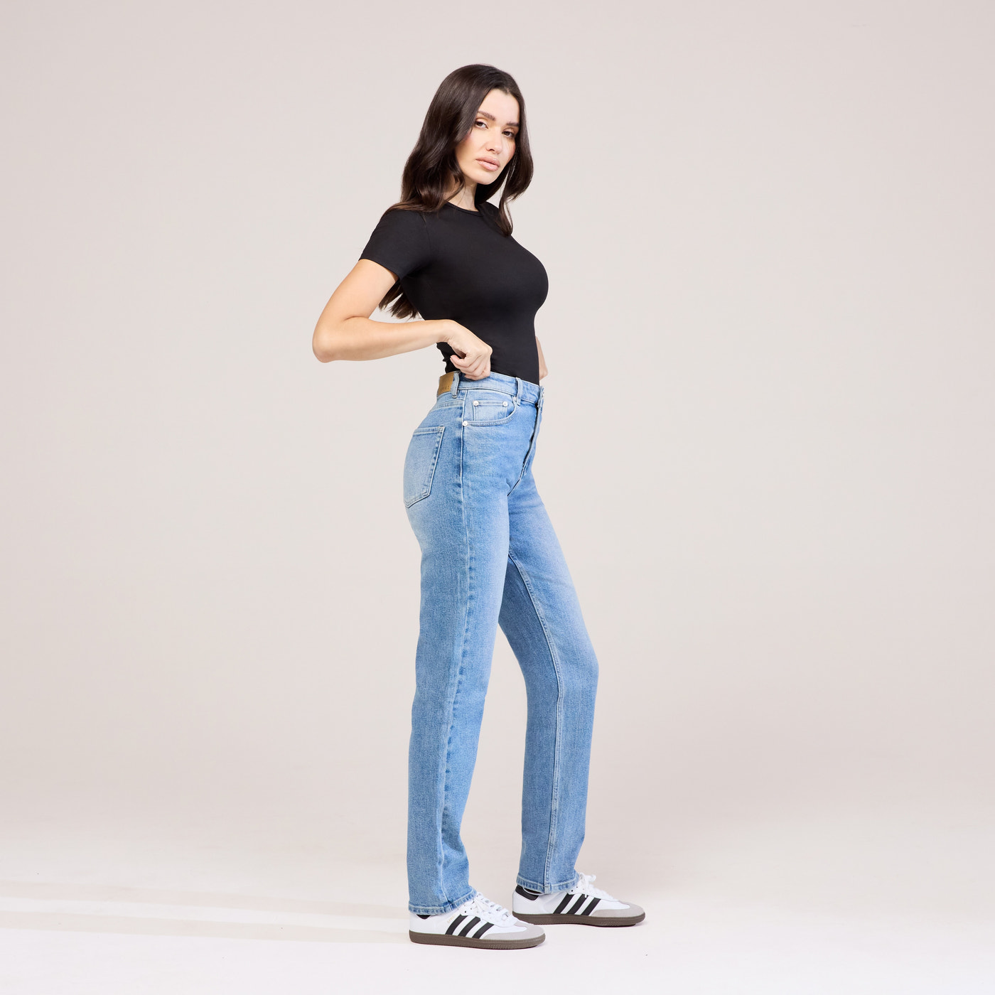 Straight Jeans - Mid Blue