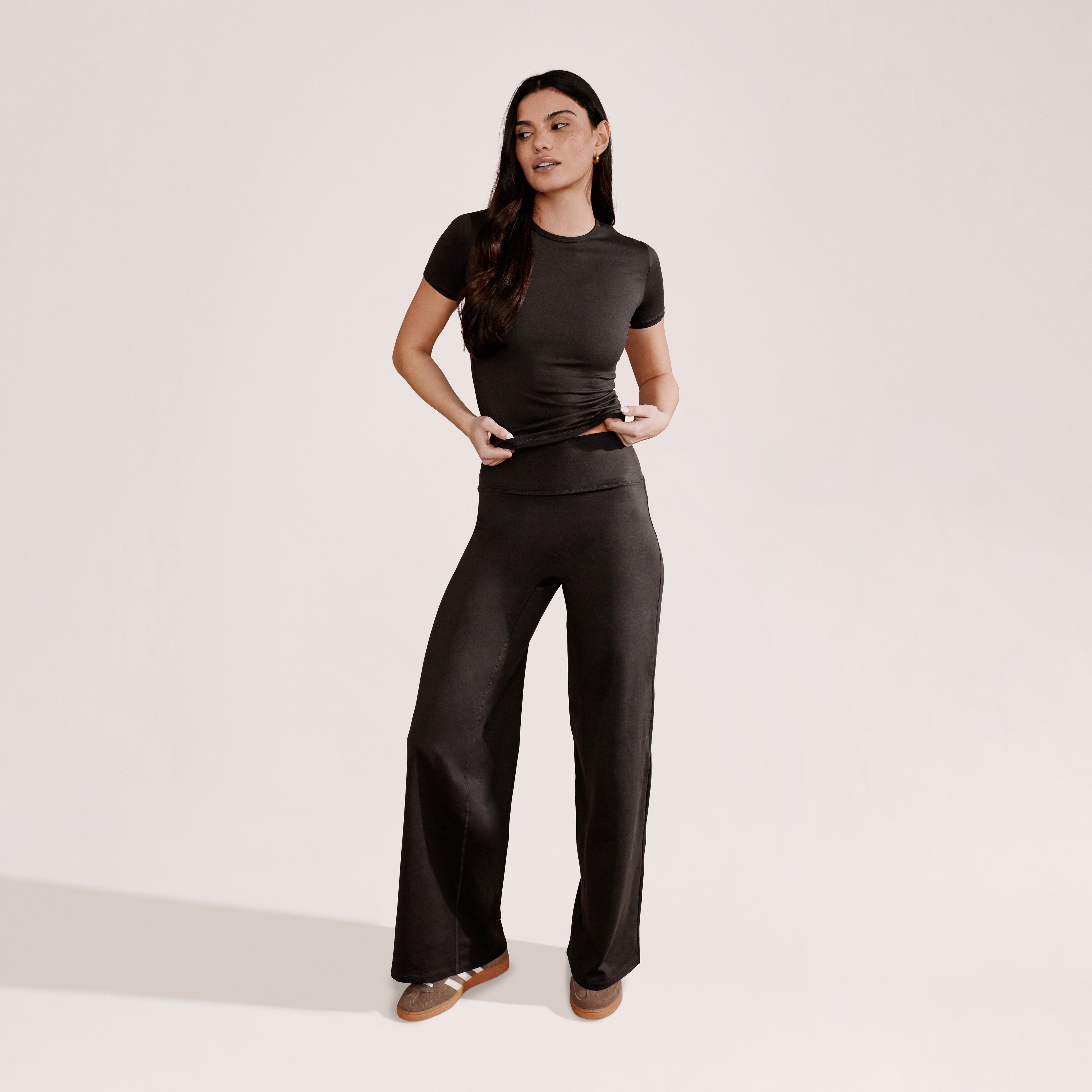 Ultimate Everyday Wide leg Trouser- Black Coffee