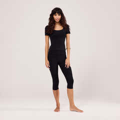 Capri Lightweight Leggings - Black