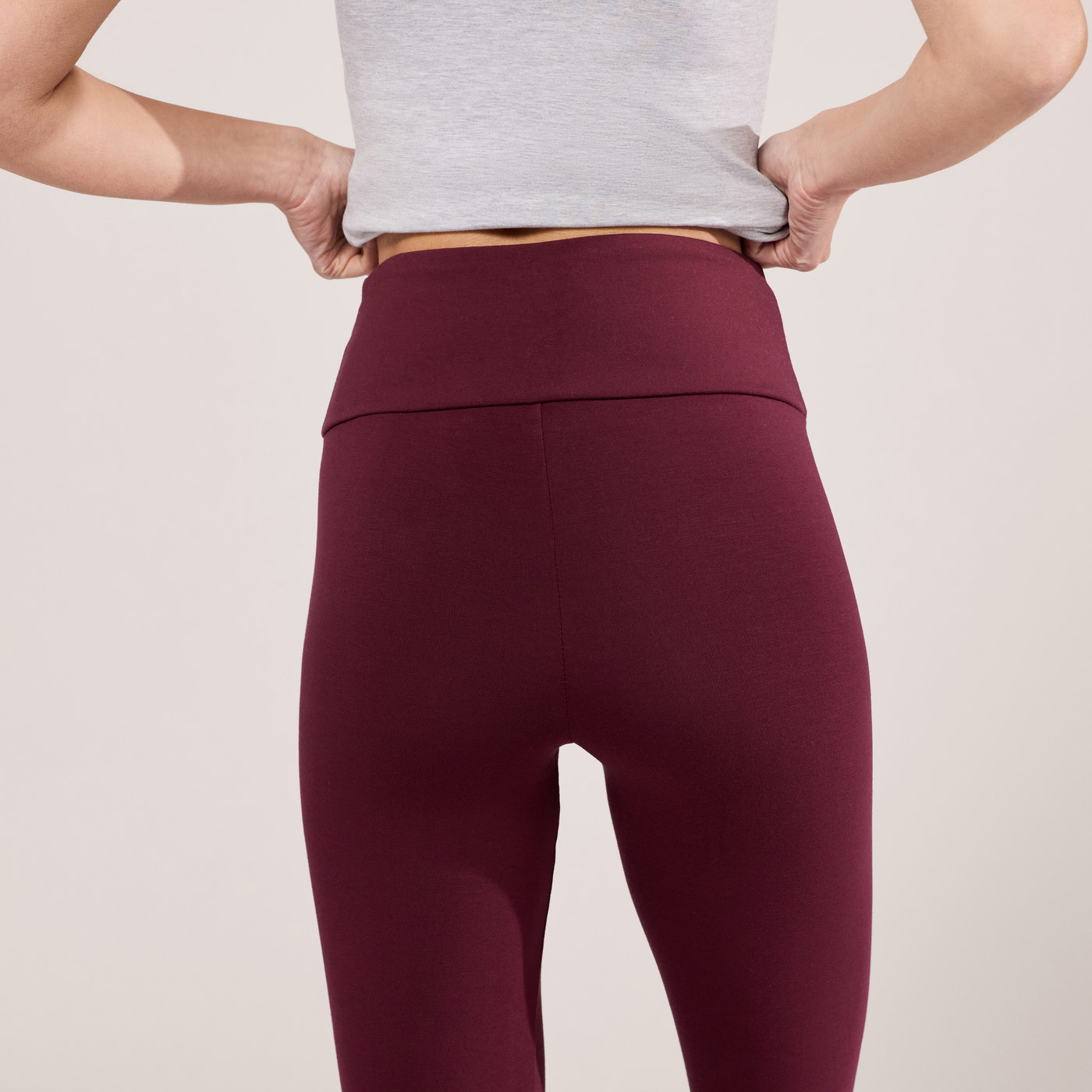 Lightweight Everyday High Waisted Leggings - Burgundy
