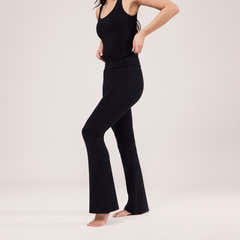 Lightweight Flare Leggings - Black