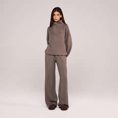 Ultimate Soft 1/4 Zip Sweatshirt - Mocha