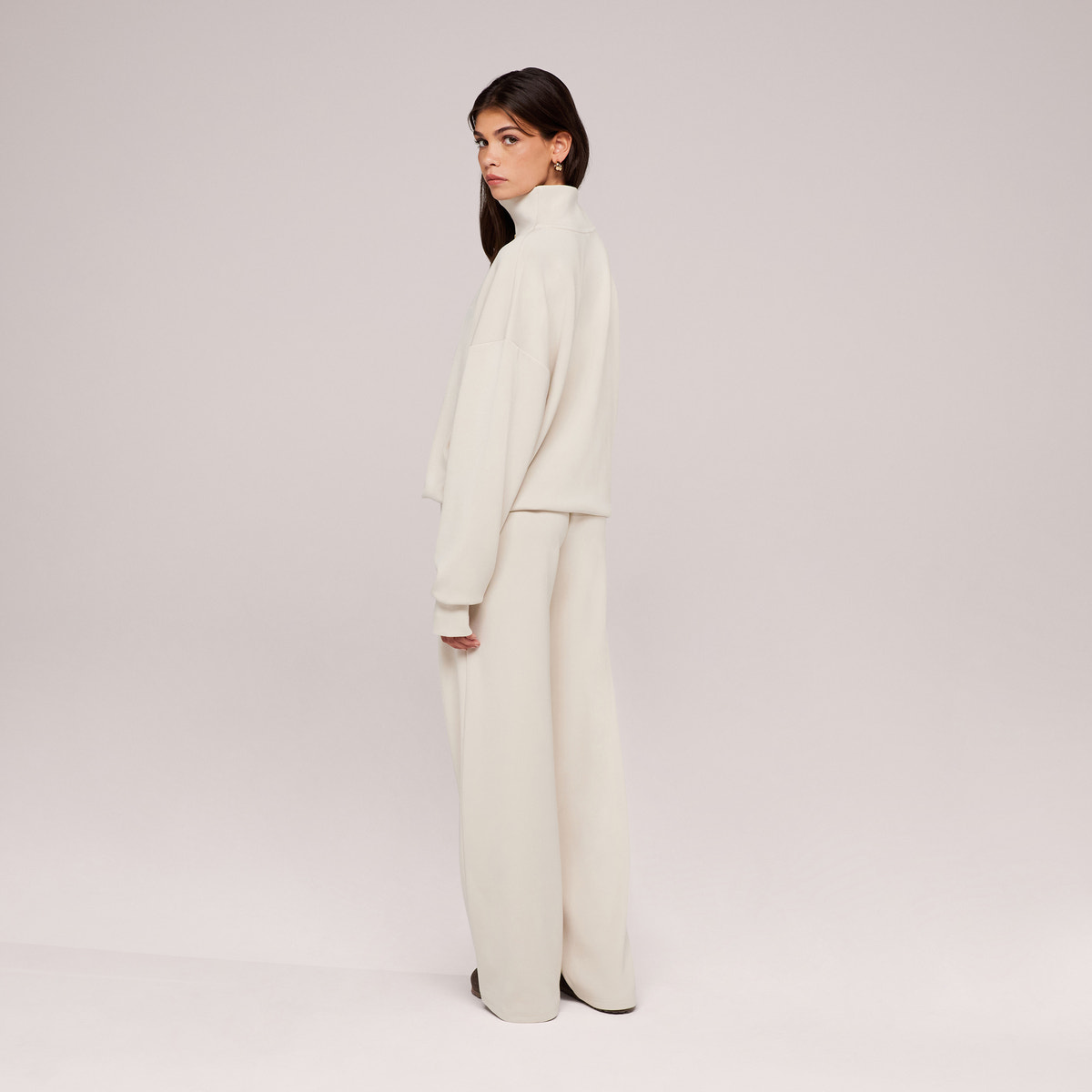 Ultimate Soft 1/4 Zip Sweatshirt - Ecru