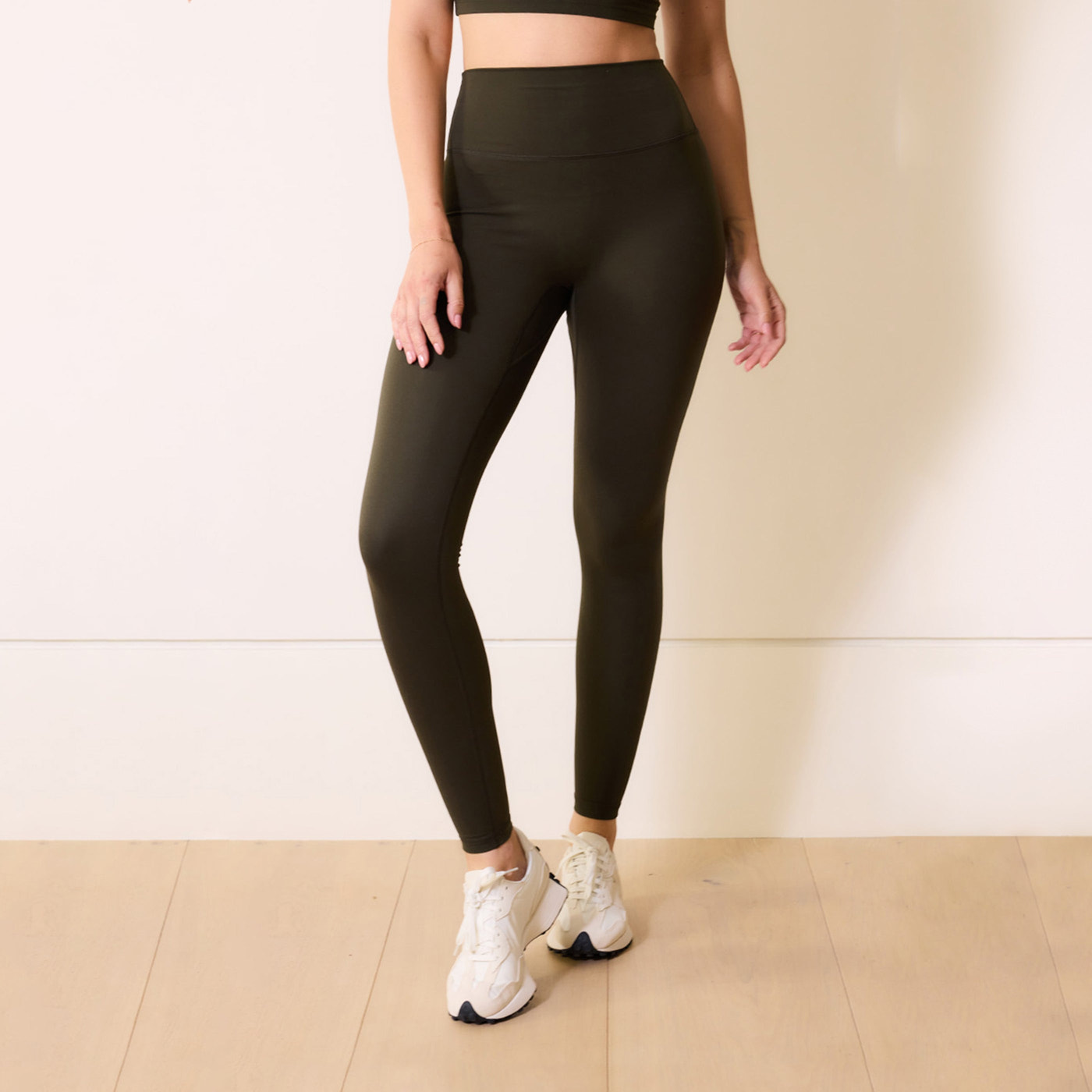 24/7 Revitalise 7/8 High Waisted Leggings - Deep Olive